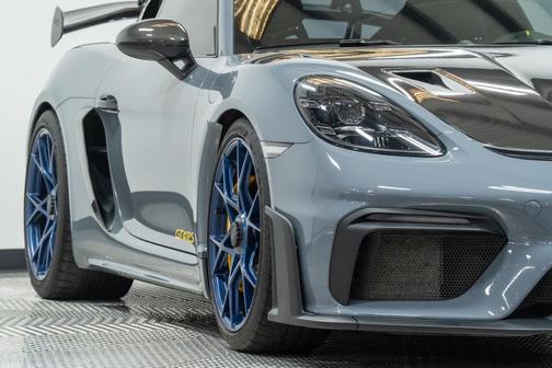 2023 Porsche 718 Cayman GT4 RS