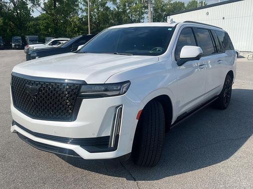 Crystal White Tricoat 2024 Cadillac Escalade ESV Premium Luxury