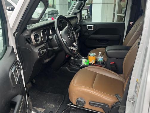 Bright White Clearcoat 2021 Jeep Wrangler Unlimited Rubicon