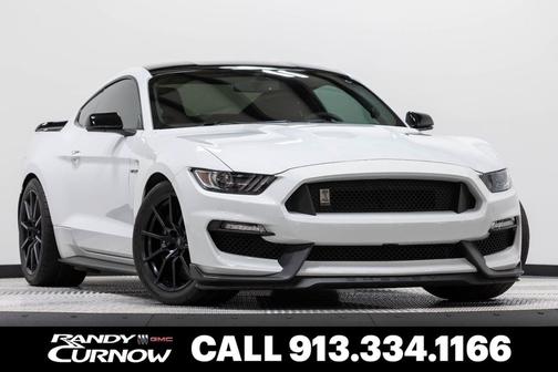 Oxford White 2017 Ford Shelby GT350 Base