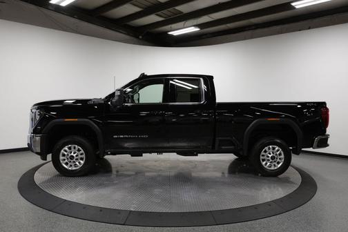 Onyx Black 2026 GMC Sierra 2500 SLE