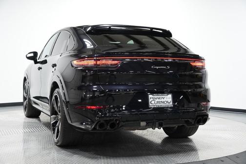 2022 Porsche Cayenne S