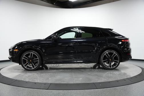 2022 Porsche Cayenne S
