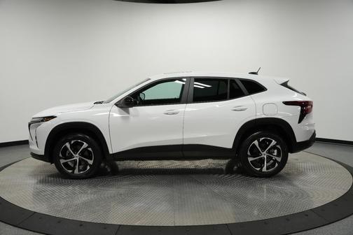 Summit White 2024 Chevrolet Trax FWD 1RS