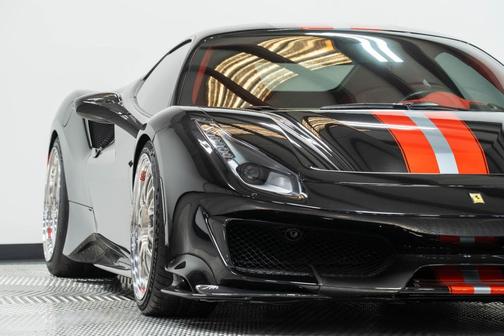 Nero Daytona Metallic 2019 Ferrari 488 Pista Base