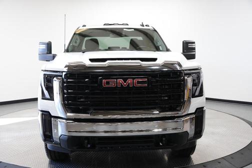 2025 GMC Sierra 2500 Base
