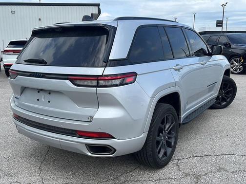 Silver Zynith 2024 Jeep Grand Cherokee 4xe Anniversary Edition