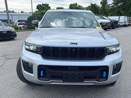 Silver Zynith 2024 Jeep Grand Cherokee 4xe Anniversary Edition