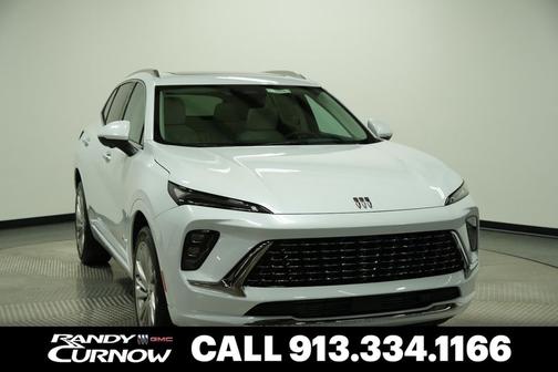 GEP/White 2026 Buick Envision Avenir AWD