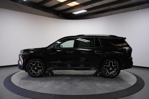 Mosaic Black Metallic 2026 Chevrolet Traverse High Country