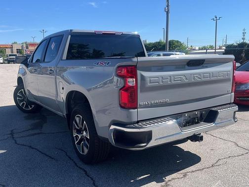 Slate Gray Metallic 2024 Chevrolet Silverado 1500 LT
