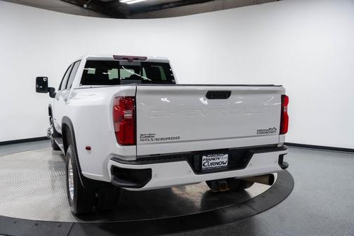 2022 Chevrolet Silverado 3500 High Country