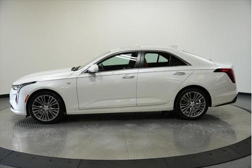 2023 Cadillac CT4 Premium Luxury