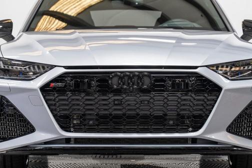 2023 Audi RS 7 4.0T