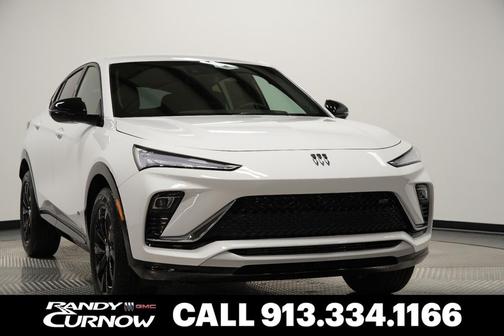 Summit White 2026 Buick Envista Sport Touring FWD