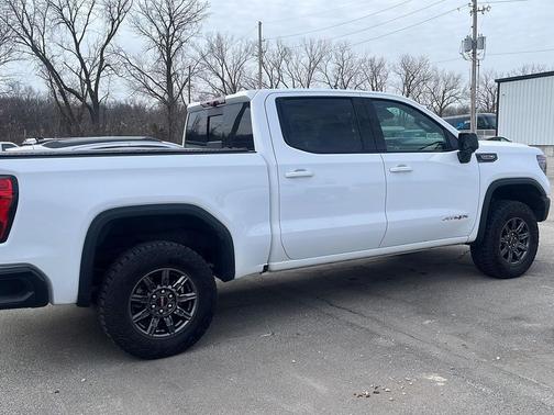 2024 GMC Sierra 1500 AT4X