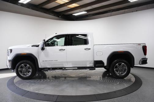 2026 GMC Sierra 2500 SLT