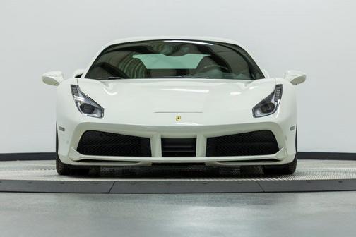 2017 Ferrari 488 GTB Coupe