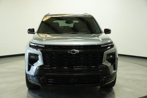 Sterling Gray Metallic 2024 Chevrolet Traverse RS