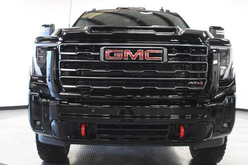 Onyx Black 2026 GMC Sierra 2500 AT4