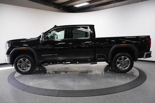 2025 GMC Sierra 2500 SLT