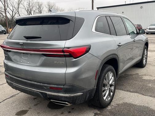 2025 Buick Enclave Preferred FWD