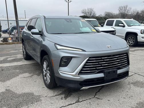 2025 Buick Enclave Preferred FWD