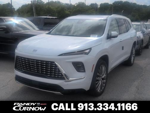 iridescent white tricoat 2026 Buick Enclave Avenir FWD