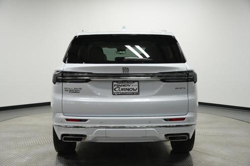 iridescent white tricoat 2026 Buick Enclave Avenir FWD