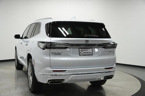 iridescent white tricoat 2026 Buick Enclave Avenir FWD
