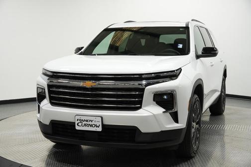 Summit White 2025 Chevrolet Traverse LT
