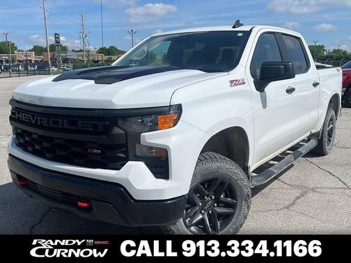 Summit White 2024 Chevrolet Silverado 1500 Custom Trail Boss