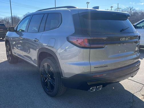 2026 GMC Acadia Elevation FWD