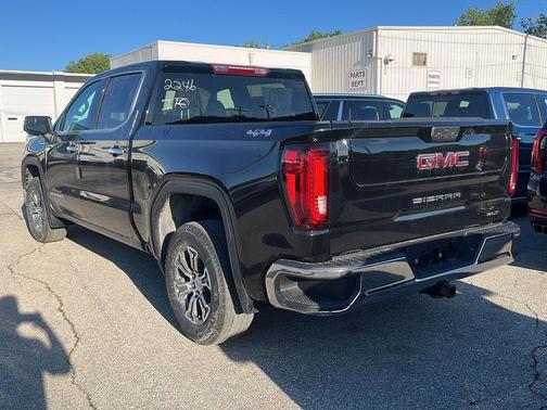 Onyx Black 2026 GMC Sierra 1500 SLT