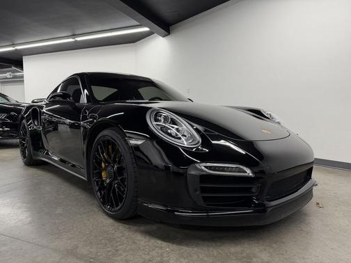 2014 Porsche 911 Turbo S