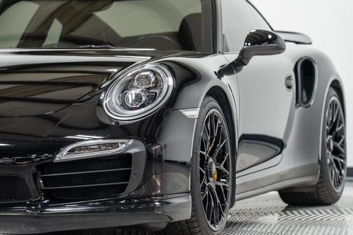 2014 Porsche 911 Turbo S