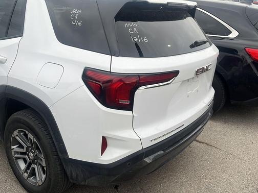 2025 GMC Terrain AWD Elevation