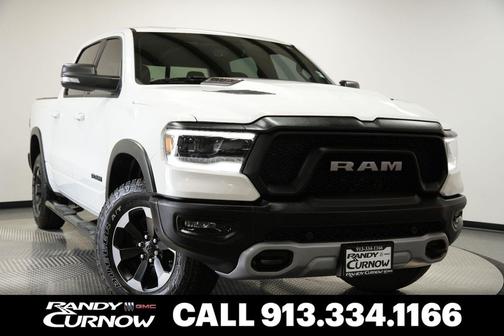 Bright White Clearcoat 2019 RAM 1500 Rebel