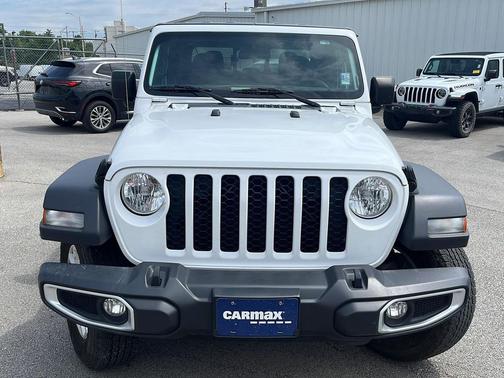 Bright White Clearcoat 2023 Jeep Gladiator Sport S