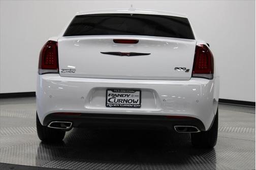 2023 Chrysler 300 S