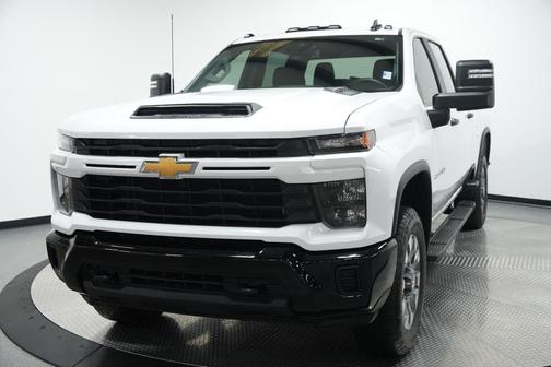 2024 Chevrolet Silverado 2500 Custom