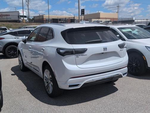GEP IRIDESCENT WHITE TRICOAT 2026 Buick Envision Avenir AWD