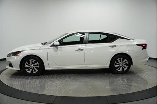 2022 Nissan Altima S FWD