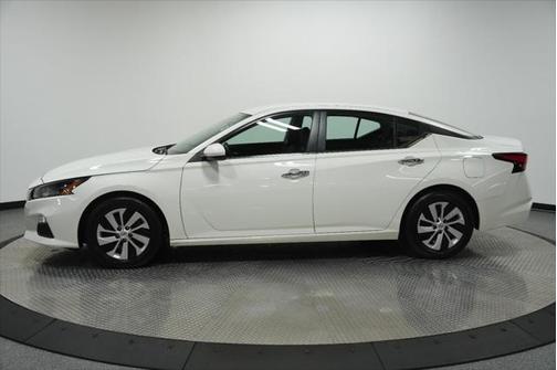 2022 Nissan Altima S FWD