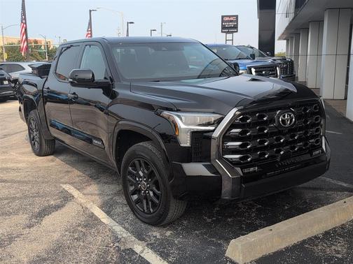 2023 Toyota Tundra Platinum