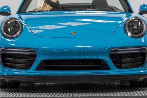 2019 Porsche 911 Turbo S