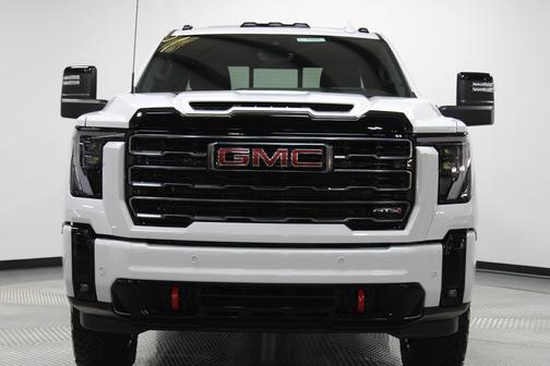 2026 GMC Sierra 2500 AT4