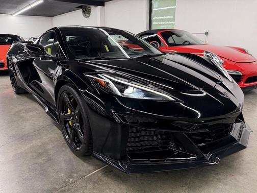 Black 2026 Chevrolet Corvette E-Ray Coupe, 2LZ, RWD