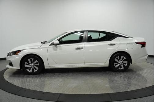2022 Nissan Altima S FWD