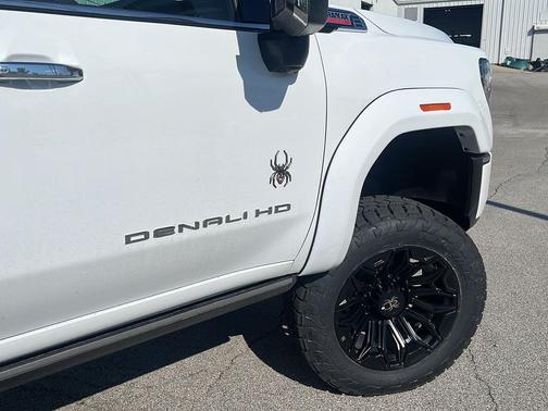 Summit White 2026 GMC Sierra 2500 Denali